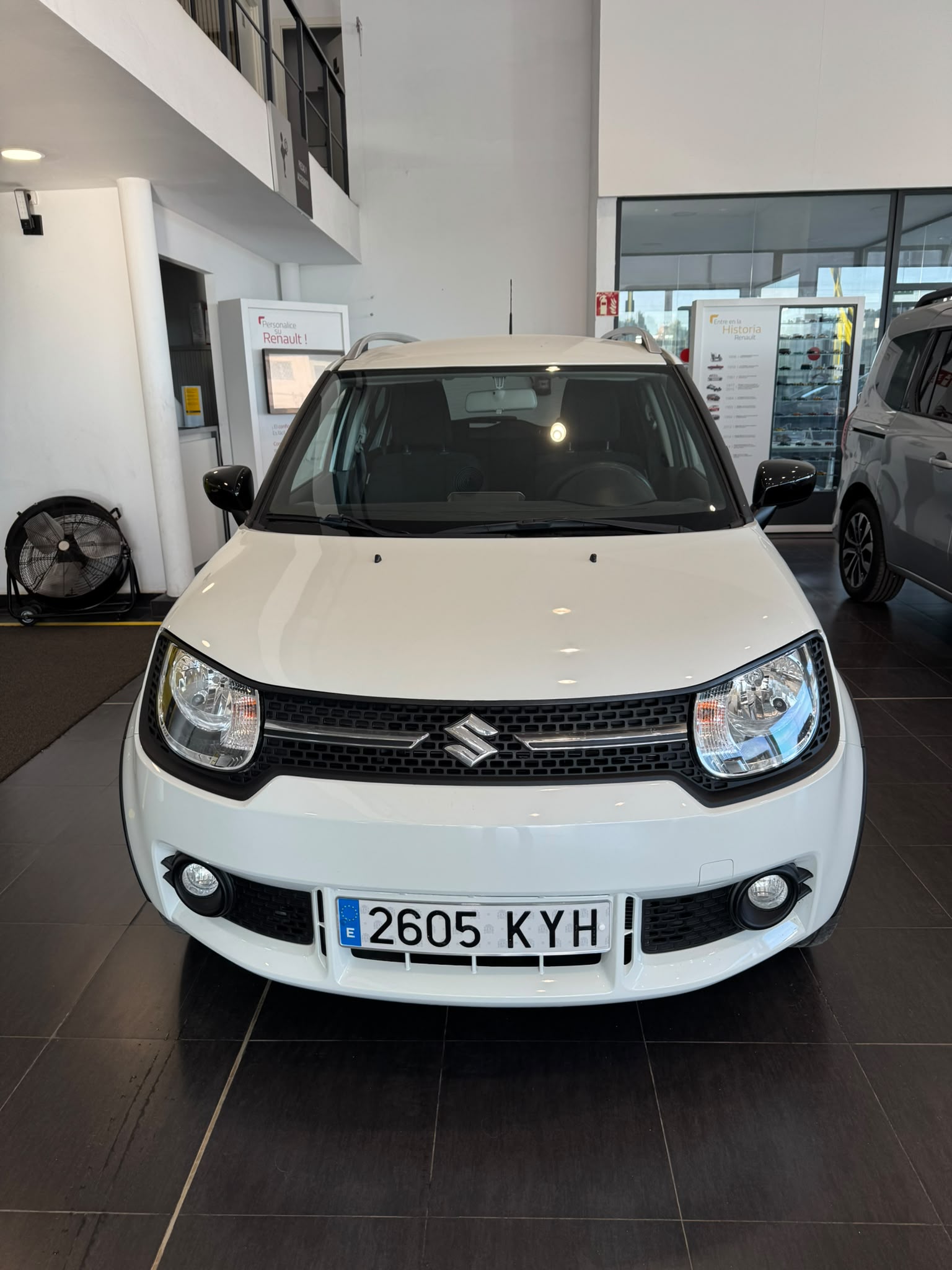 Suzuki Ignis GLE foto 8